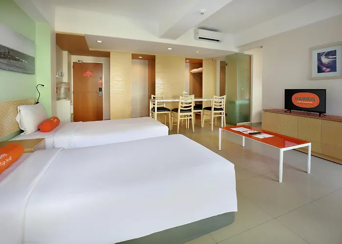 Harris & Residences Riverview Kuta, Bali ホテル 4*