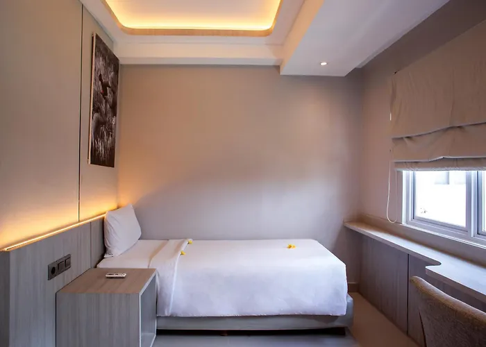 Harris & Residences Riverview Kuta, Bali 4*