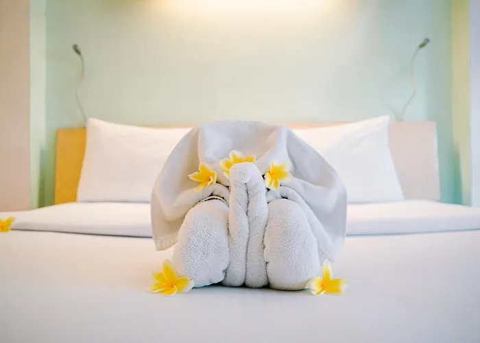 ホテル Harris & Residences Riverview Kuta, Bali 4*