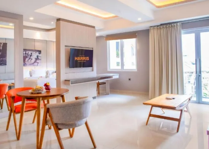 Отель Harris & Residences Riverview Kuta, Bali Кута