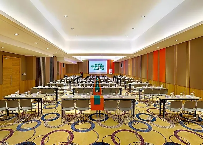 Harris & Residences Riverview Kuta, Bali