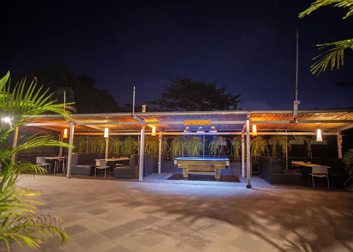 Harris & Residences Riverview Kuta, Bali Отель