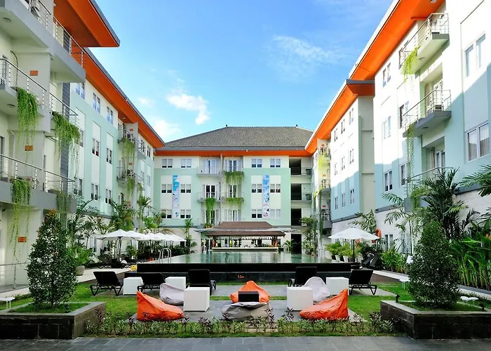 Harris & Residences Riverview Kuta, Bali 4* クタ
