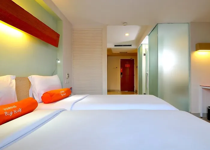 ホテル Harris & Residences Riverview Kuta, Bali クタ