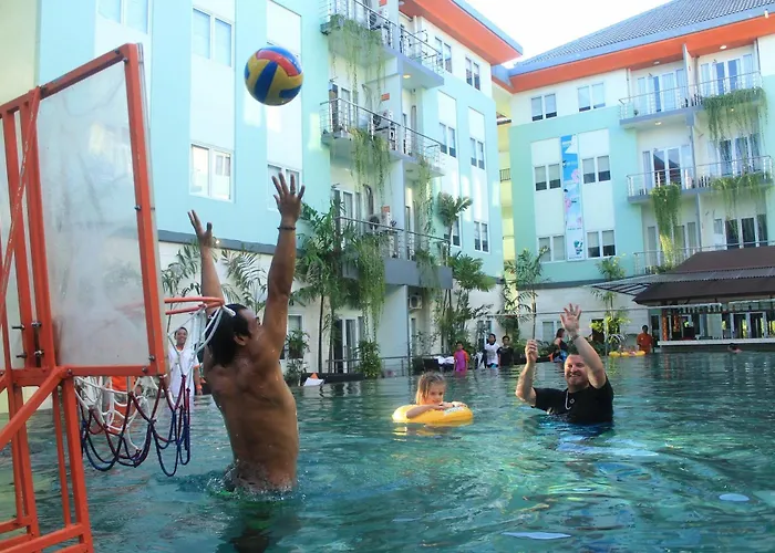 Harris & Residences Riverview Kuta, Bali