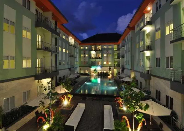 Hotel Harris & Residences Riverview Kuta, Bali 4*